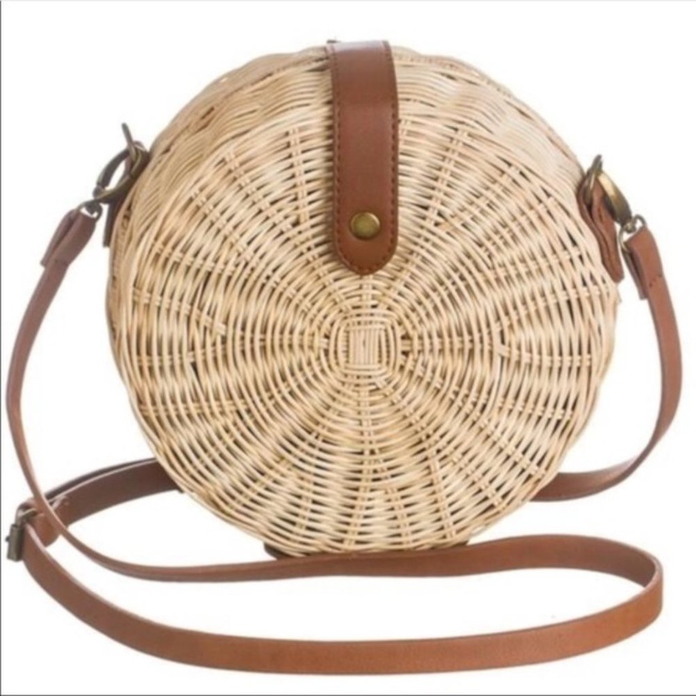 Round Wicker Crossbody